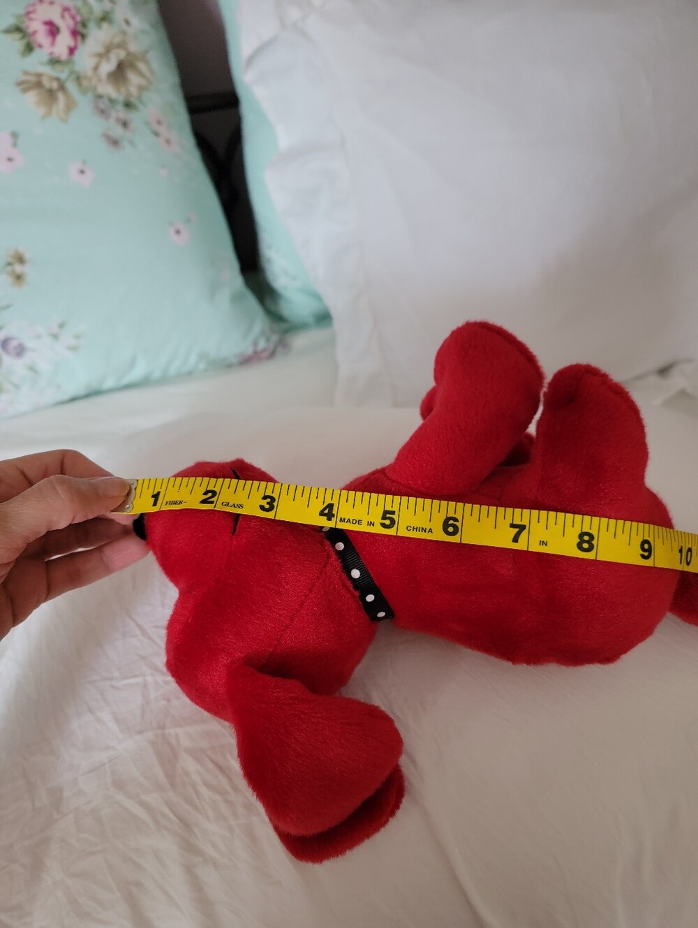 Clifford The Big Red Dog Plush Toy - Picture 8 of 9